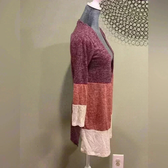 Set- Multicolor drape sweater 2 piece set with tank top - Girls XL 16 - Picture 2 of 5